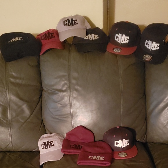 Tech Sweatsuit and Hoodies and Hats too - Picture 6 of 6